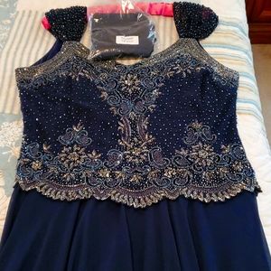 Mother of Bride dress or any formal event. Scarf 16x79 in.